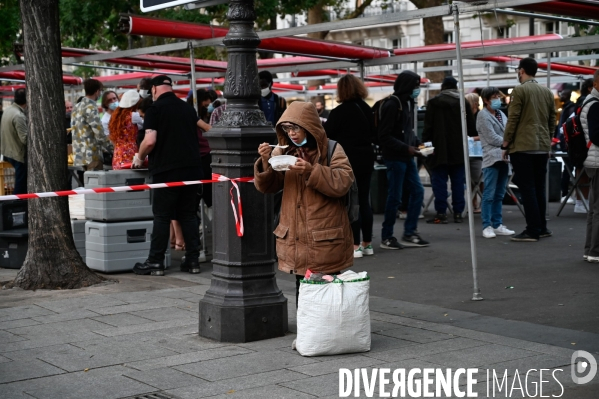 Nous demandons un hebergement digne et inconditionnel pour toutes et tous, maintenant.