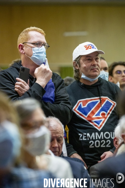 Meeting d Eric ZEMMOUR à Chaumont-sur-Tharonne.