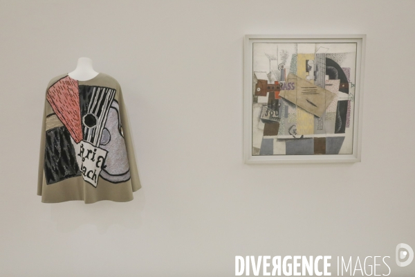 Yves saint laurent au centre pompidou