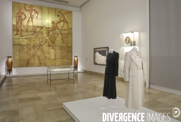 Yves saint laurent au musee d art moderne