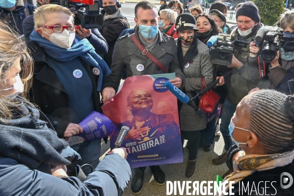 Christiane Taubira visite la Cité de la chaussure