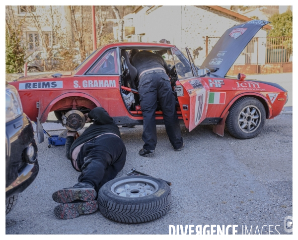 Le long de la Transbassealpine Digne-Nice ( Monte Carlo Historique )