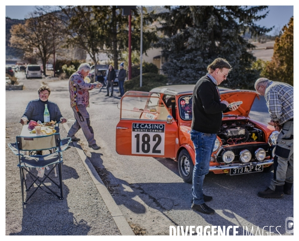 Le long de la Transbassealpine Digne-Nice ( Monte Carlo Historique )