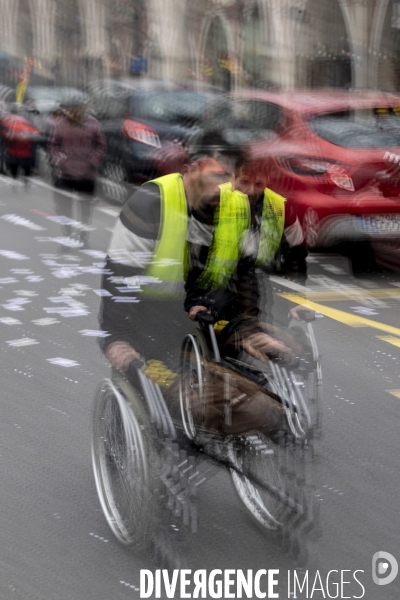 Manifestation intersyndicale pour une augmentation des salaires, pensions et minima sociaux