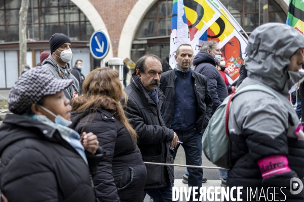 Manifestation intersyndicale pour une augmentation des salaires, pensions et minima sociaux