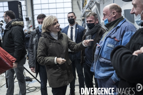 Déplacement de Valérie Pecresse dans les Ardennes.