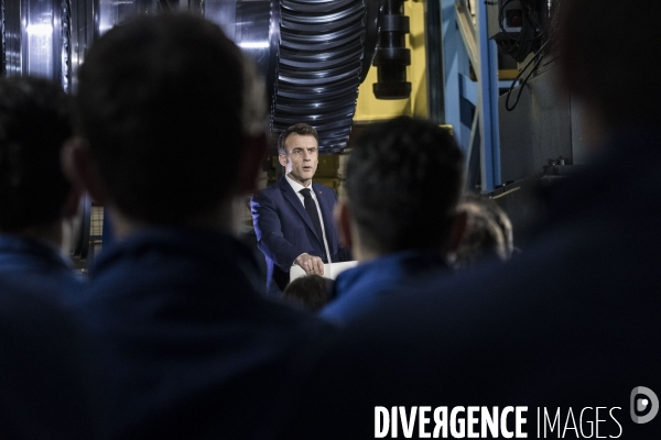 Déplacement d Emmanuel Macron, stratégie énergétique.