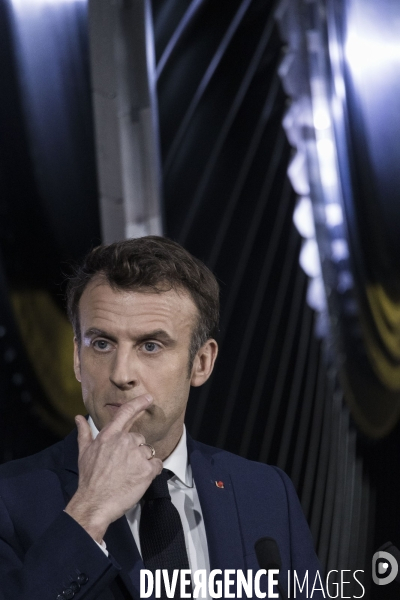 Déplacement d Emmanuel Macron, stratégie énergétique.