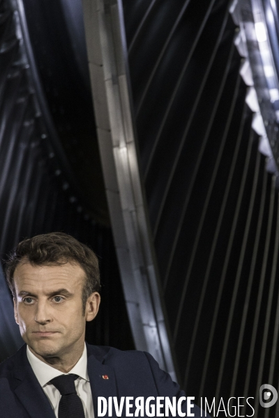Déplacement d Emmanuel Macron, stratégie énergétique.