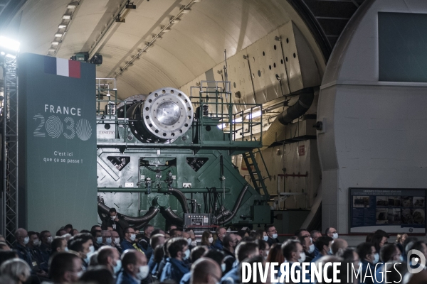 Déplacement d Emmanuel Macron, stratégie énergétique.