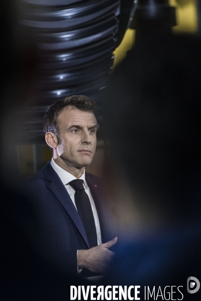 Déplacement d Emmanuel Macron, stratégie énergétique.