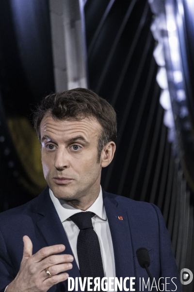 Déplacement d Emmanuel Macron, stratégie énergétique.