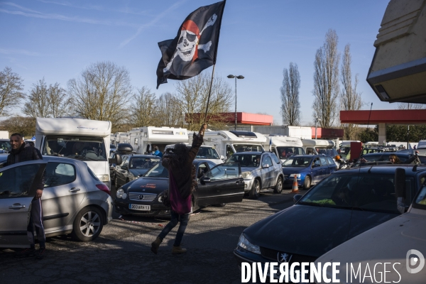 Convoi de la liberte en route vers paris.