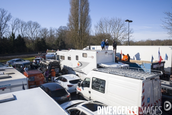 Convoi de la liberte en route vers paris.