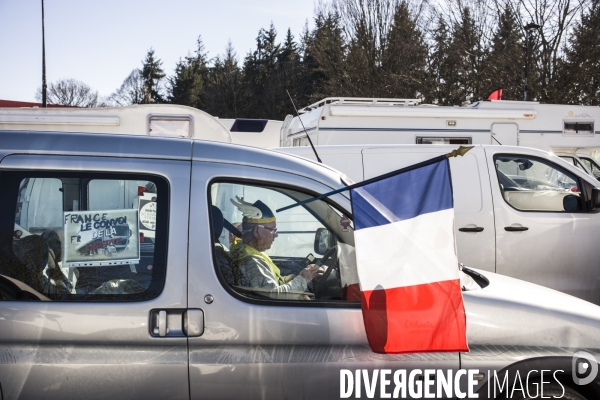 Convoi de la liberte en route vers paris.