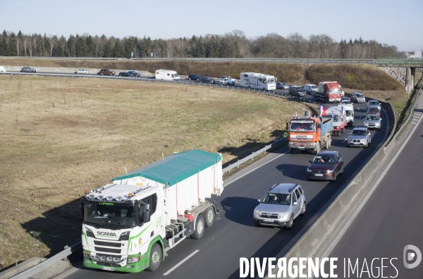 Convoi de la liberte en route vers paris.