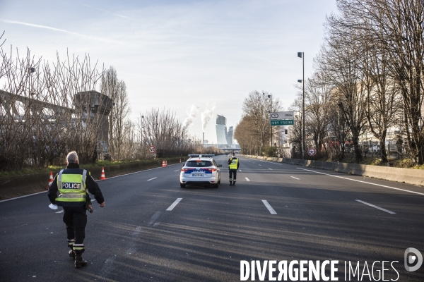 Convoi de la liberte en route vers paris.