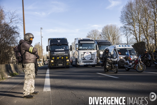 Convoi de la liberte en route vers paris.