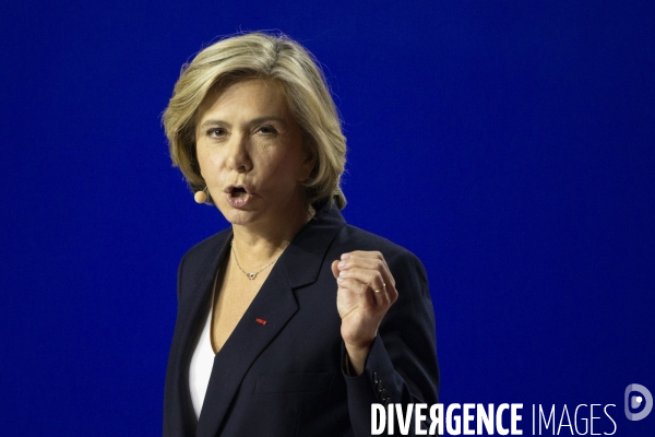 Premier grand meeting de campagne de Valérie PECRESSE au Zenith de Paris