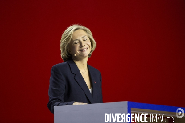 Premier grand meeting de campagne de Valérie PECRESSE au Zenith de Paris