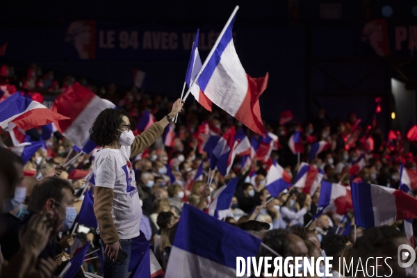 Premier grand meeting de campagne de Valérie PECRESSE au Zenith de Paris