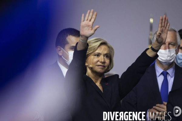 Premier grand meeting de campagne de Valérie PECRESSE au Zenith de Paris