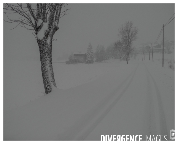 Le long de la Transbassealpine Digne-Nice (jour blanc)