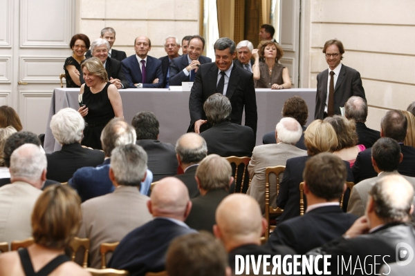 Remise du rapport de la commission cope sur la television publique