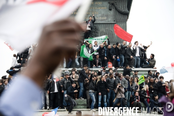 Hollande in, Sarkozy out, place de la bastille, Paris, 06/05/2012
