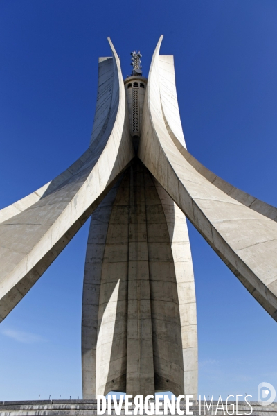 Monuments des martyrs en Algérie