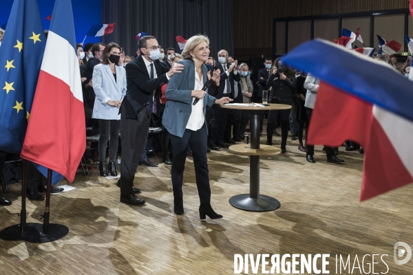 Déplacement de Valérie Pécresse en Vendée.