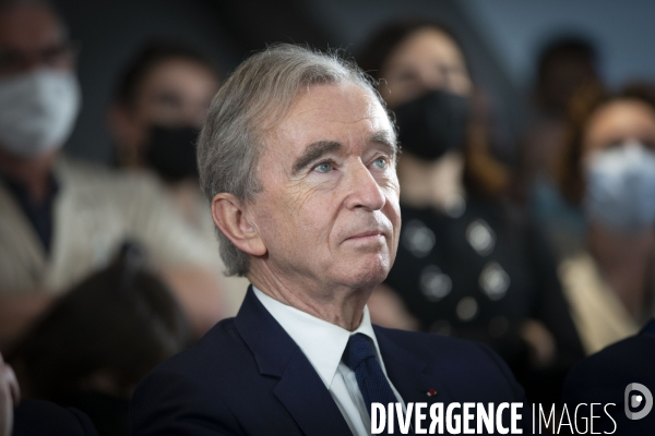 Inauguration de nouveaux ateliers Louis Vuitton par Bernard ARNAULT.