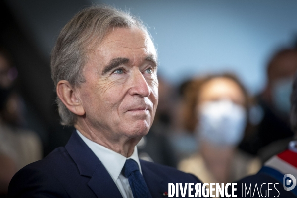 Inauguration de nouveaux ateliers Louis Vuitton par Bernard ARNAULT.