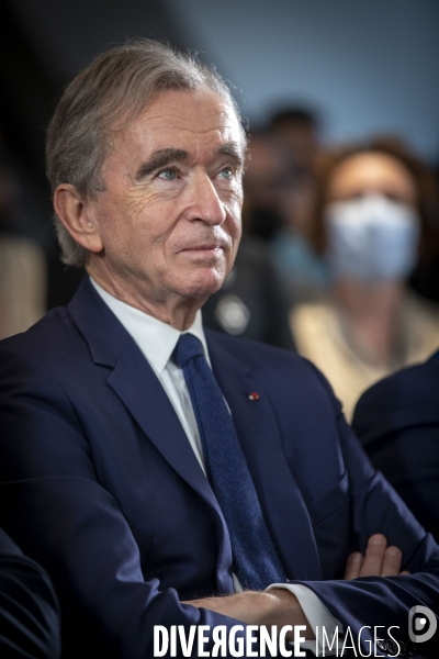 Inauguration de nouveaux ateliers Louis Vuitton par Bernard ARNAULT.