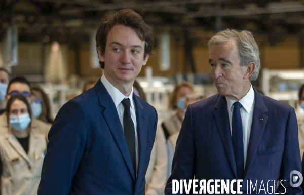 Inauguration de nouveaux ateliers Louis Vuitton par Bernard ARNAULT.