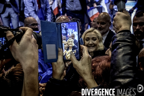 Marine Le Pen en metting à Vienne.