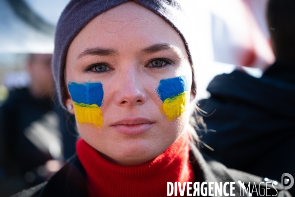 Place des Nations - Manifestation pour la Paix en Ukraine