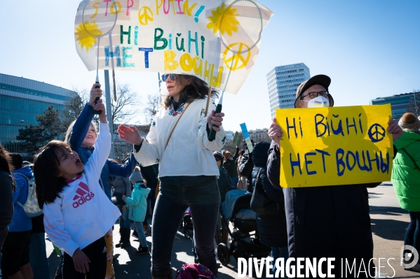 Place des Nations - Manifestation pour la Paix en Ukraine