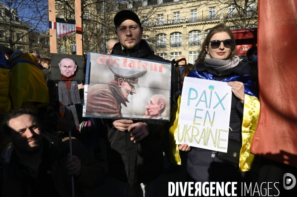 Guerre en UKRAINE. Rassemblement à Paris contre l invasion RUSSE en UKRAINE. Le 26.02.2022. Conflict in Ukraine. People protest against Russia s military invasion of Ukraine.