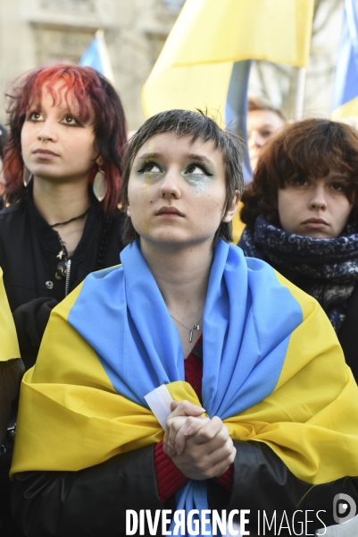 Guerre en UKRAINE. Rassemblement à Paris contre l invasion RUSSE en UKRAINE. Le 27.02.2022. Conflict in Ukraine. People protest against Russia s military invasion of Ukraine.