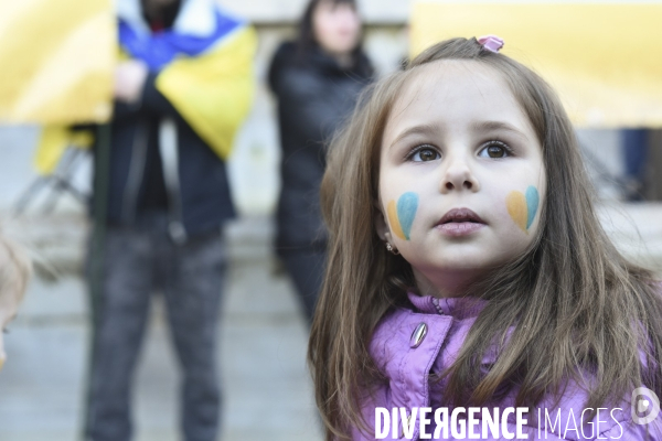 Guerre en UKRAINE. Rassemblement à Paris contre l invasion RUSSE en UKRAINE. Le 27.02.2022. Conflict in Ukraine. People protest against Russia s military invasion of Ukraine.