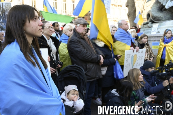 Guerre en UKRAINE. Rassemblement à Paris contre l invasion RUSSE en UKRAINE. Le 27.02.2022. Conflict in Ukraine. People protest against Russia s military invasion of Ukraine.