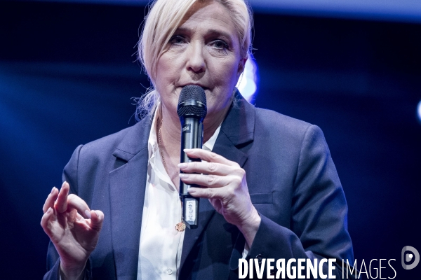 Radio France, candidats à l élection présidentielle face à 100 jeunes.