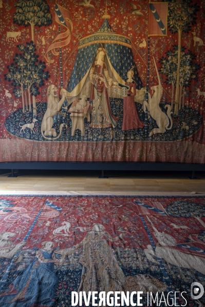 Réouverture prochaine du musée de Cluny. reaccrochage des tapisseries de la Dame à la Licorne.