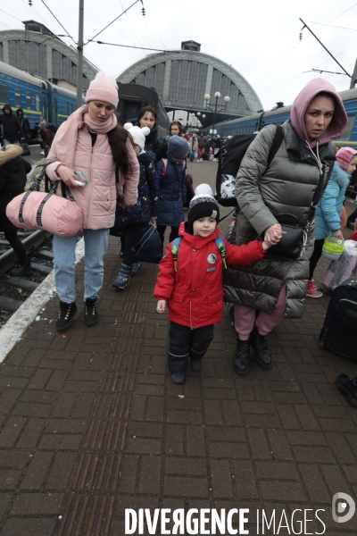 Ukraine Lviv Arrivée des déplacés de Kharkiv