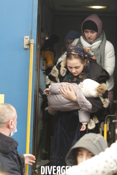 Ukraine Lviv Arrivée des déplacés de Kharkiv