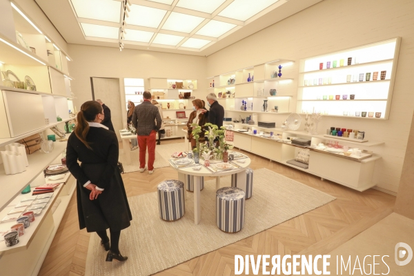 Ouverture de la nouvelle boutique dior 30 rue montaigne