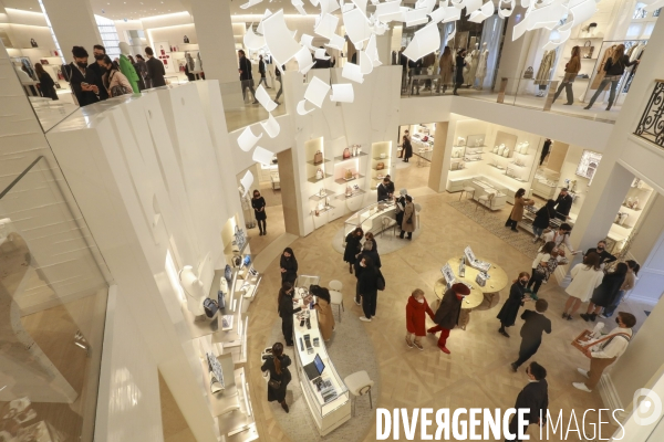 Ouverture de la nouvelle boutique dior 30 rue montaigne