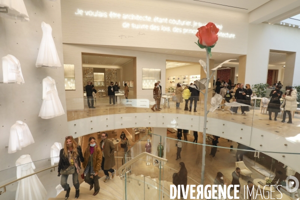 Ouverture de la nouvelle boutique dior 30 rue montaigne