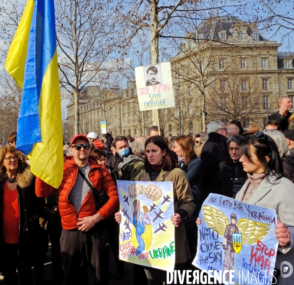 Rassemblement pour la paix et en soutien au peuple ukrainien